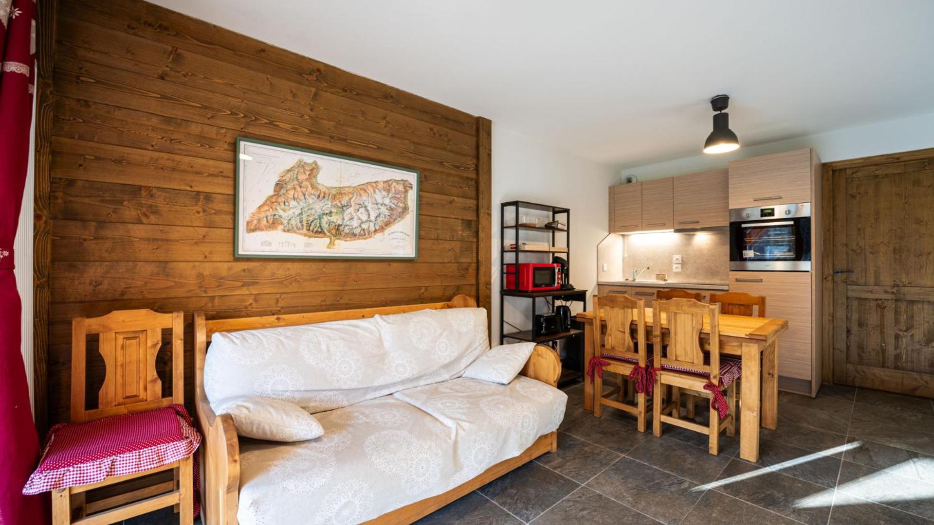 Niveoles B 01 - 3p6 Apartment *